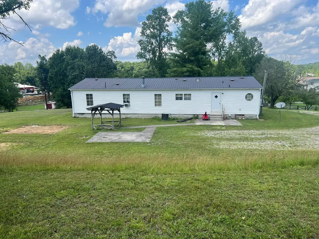 298 S Combs Avenue Corbin KY 40701
