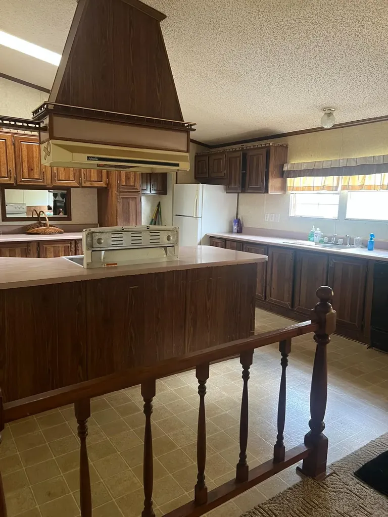 298 S Combs Avenue Corbin KY 40701