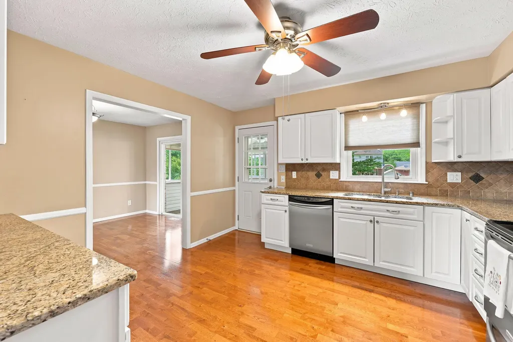 496 Cromwell Way Lexington KY 40503