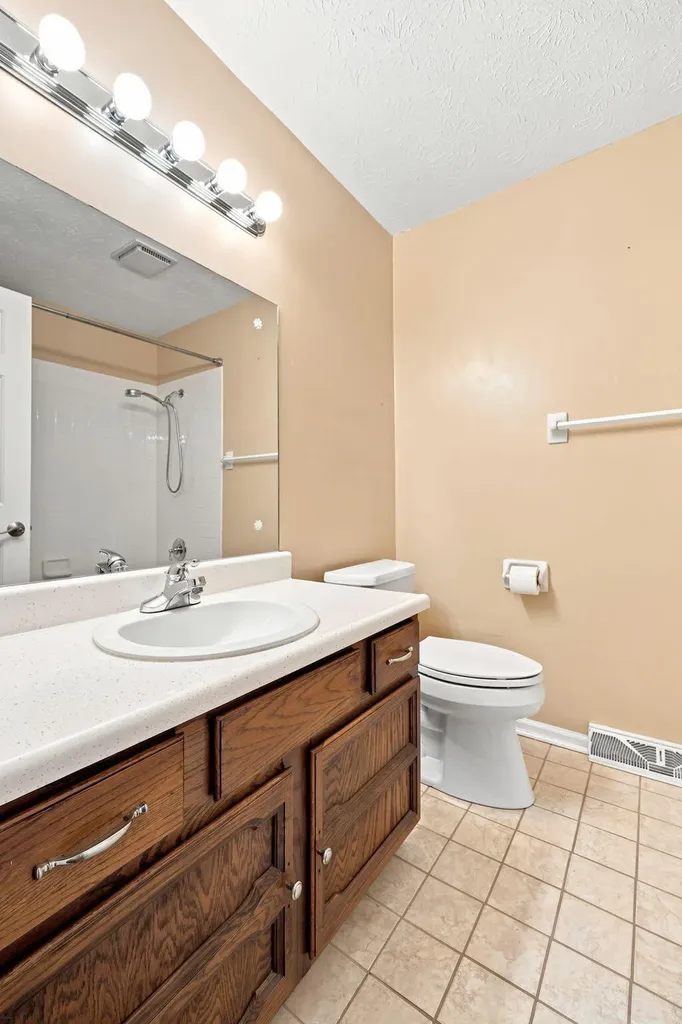 496 Cromwell Way Lexington KY 40503