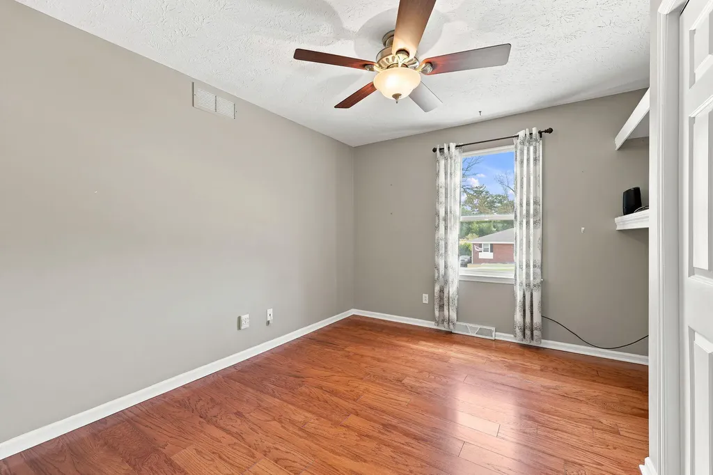 496 Cromwell Way Lexington KY 40503