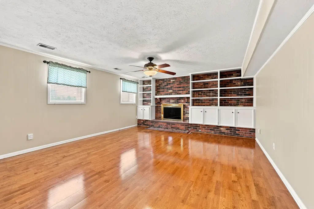 496 Cromwell Way Lexington KY 40503