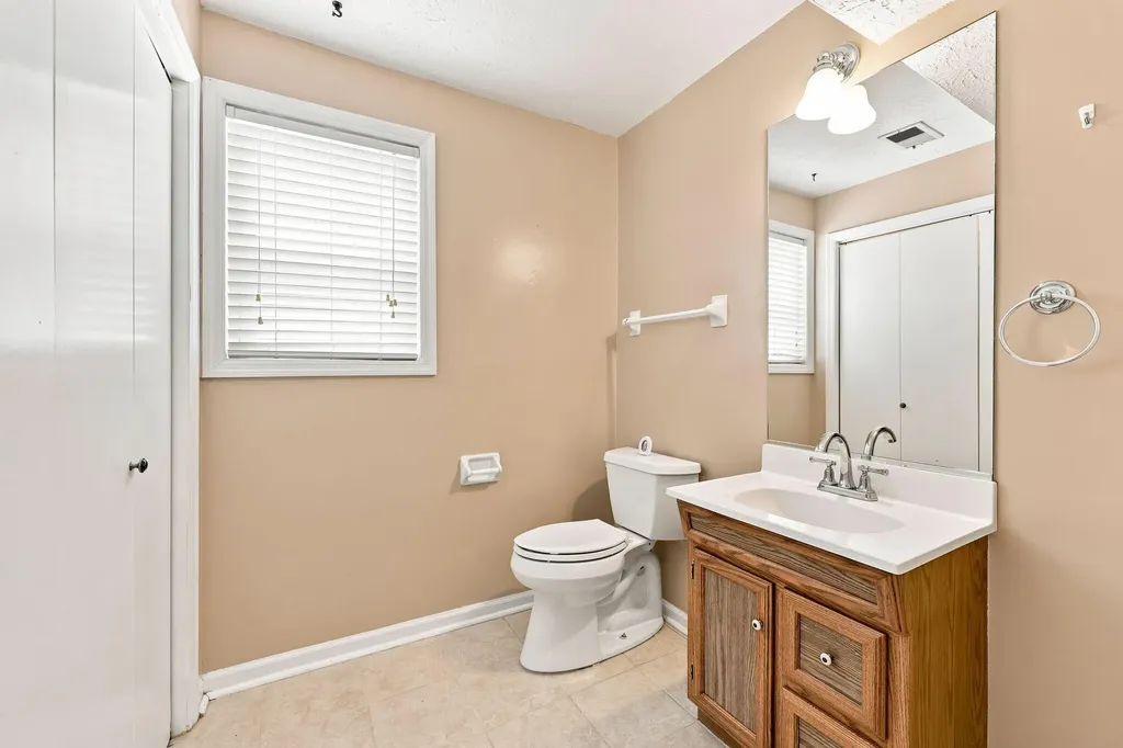 496 Cromwell Way Lexington KY 40503