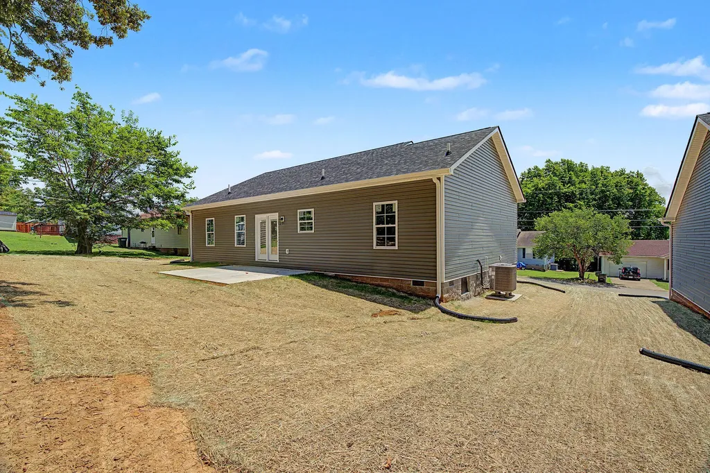 320 Pine Hill Drive Hopkinsville KY 42240