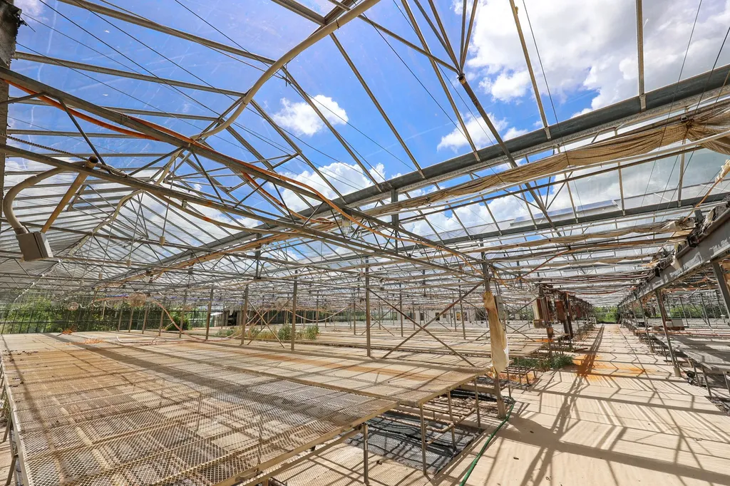 1895 Clintonville Road Paris KY 40361