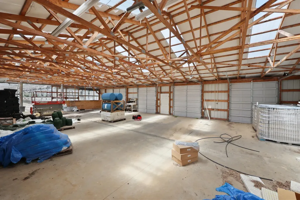 1895 Clintonville Road Paris KY 40361