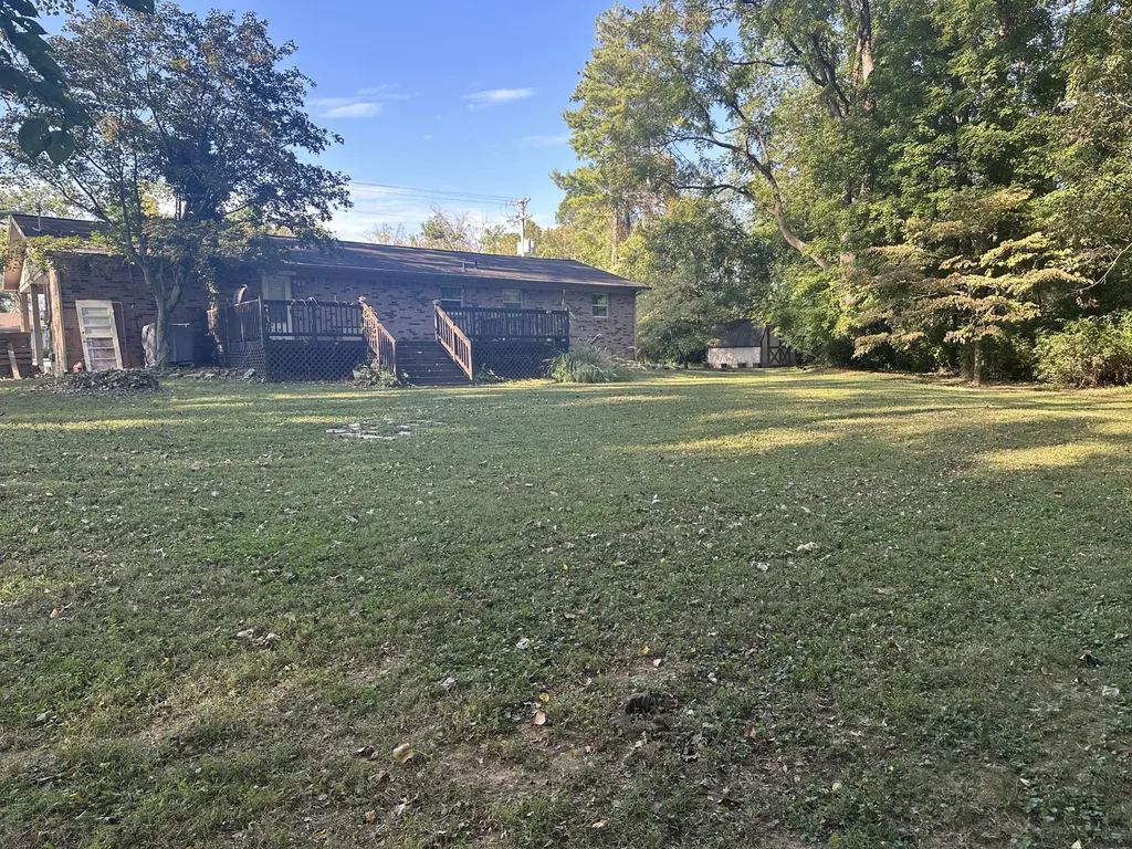 303 Millbrooke Drive Hopkinsville KY 42240
