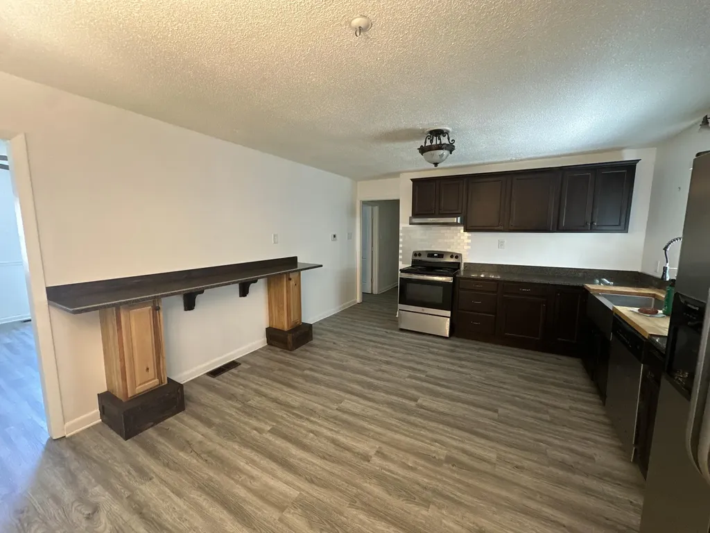 303 Millbrooke Drive Hopkinsville KY 42240