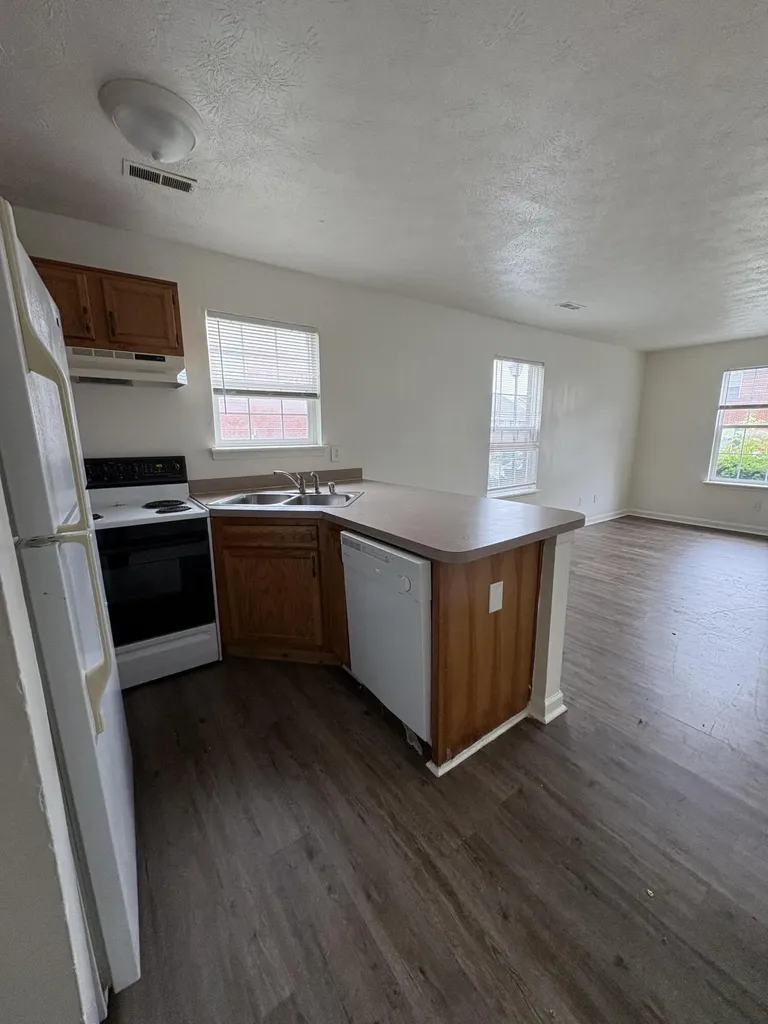 2016 Cornerstone Drive Lexington KY 40509