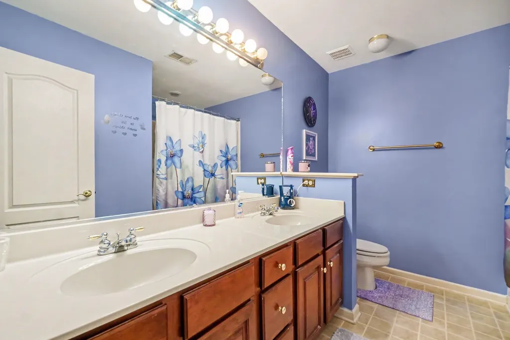 2765 Woodlawn Way Lexington KY 40511
