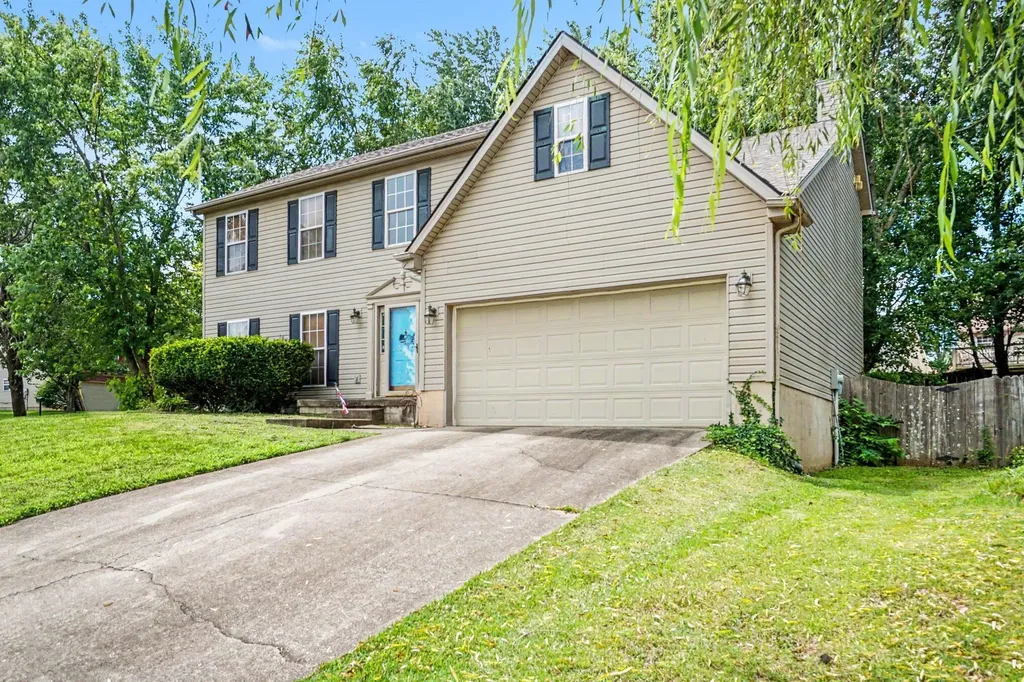 2765 Woodlawn Way Lexington KY 40511