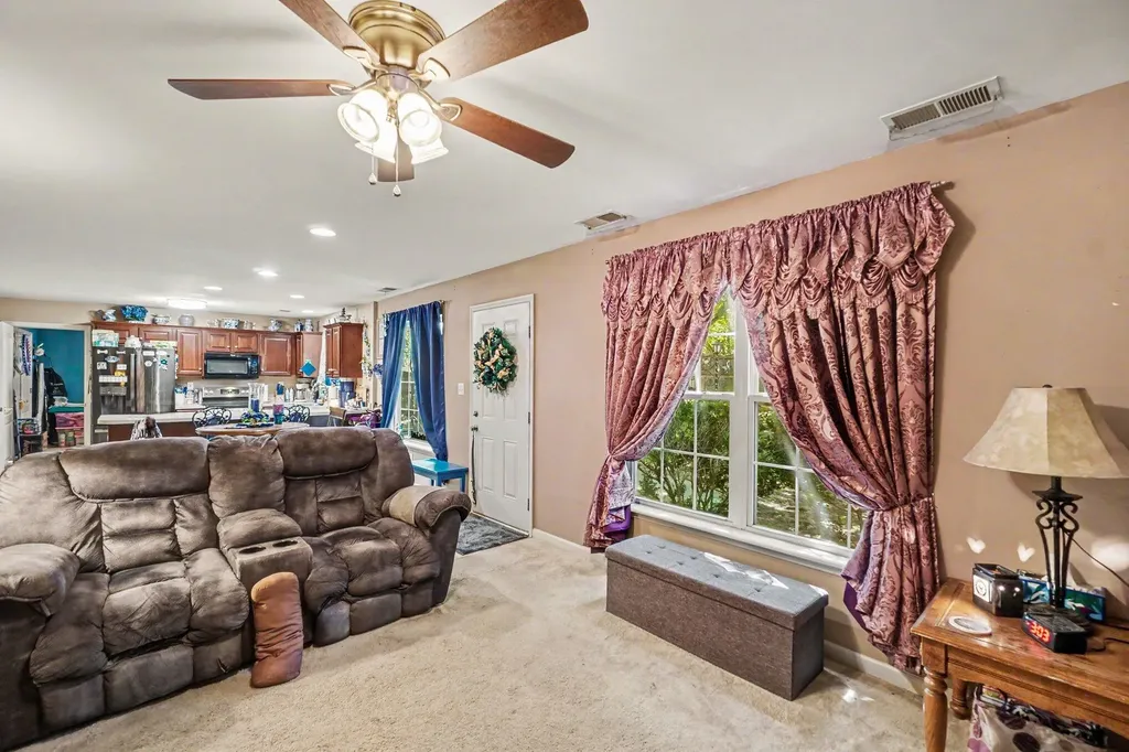 2765 Woodlawn Way Lexington KY 40511