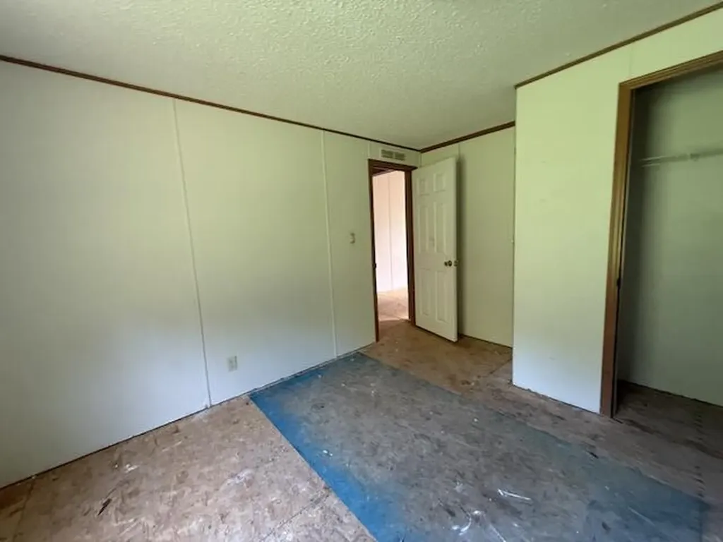 6248 Barbourville Road London KY 40744