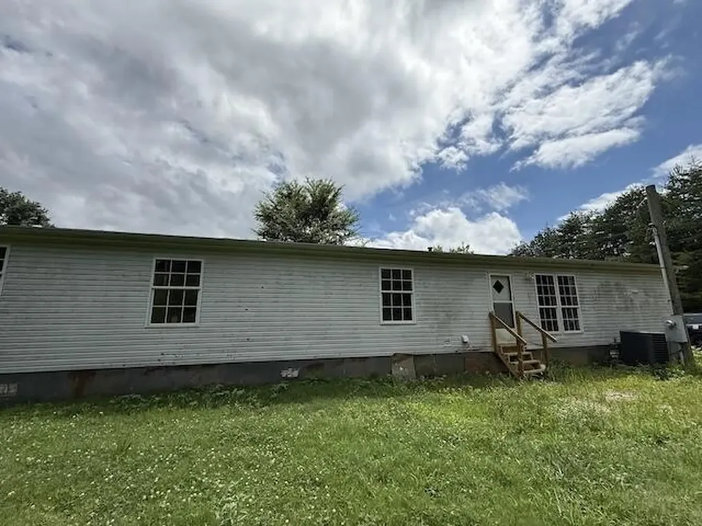 6248 Barbourville Road London KY 40744