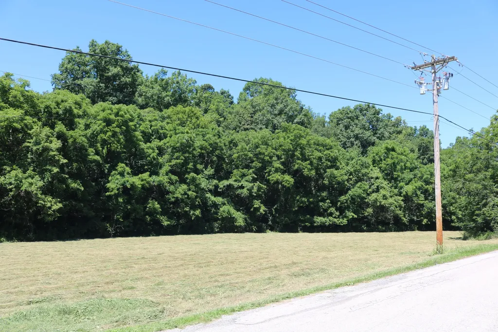 1-A Dog Walk Road Carlisle KY 40311
