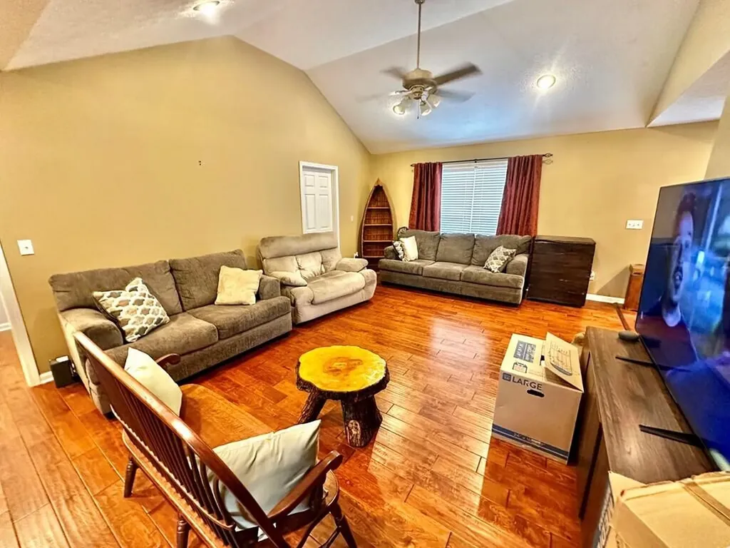 224 Benjamin Lane Hopkinsville KY 42240