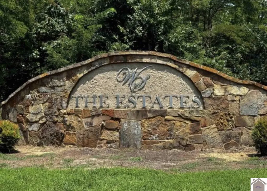 138 Centerview Road Murray KY 42071