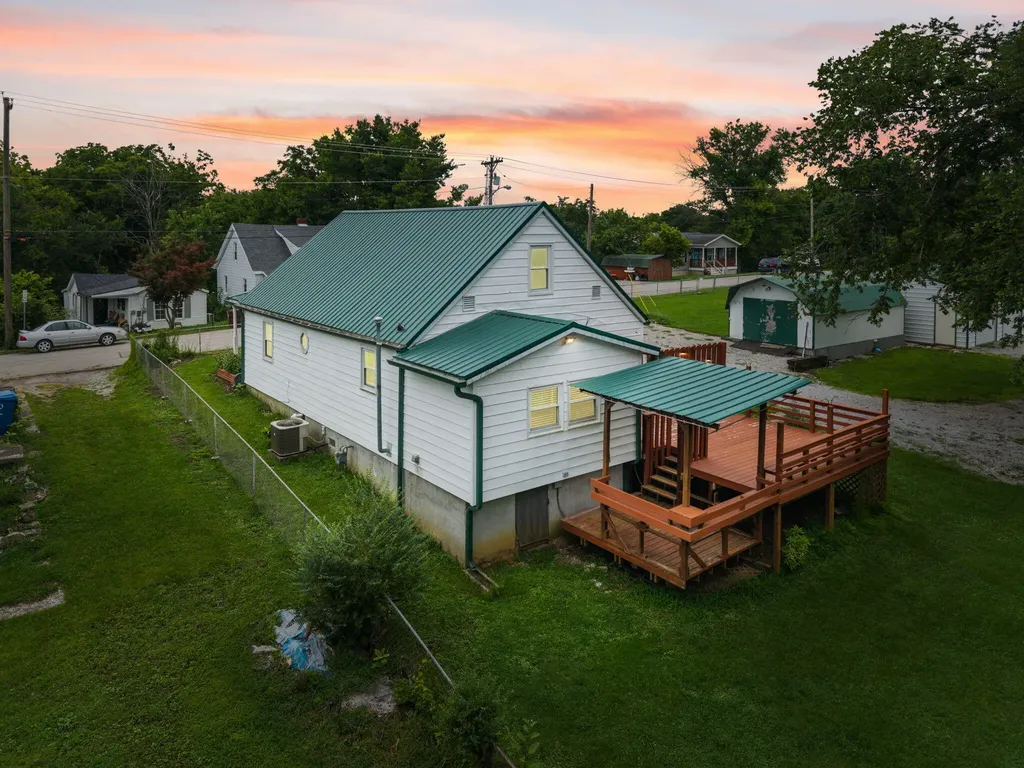 47 Hughes Avenue Winchester KY 40391