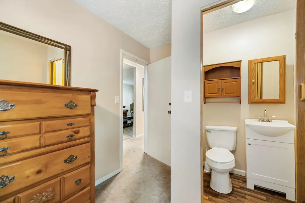 47 Hughes Avenue Winchester KY 40391