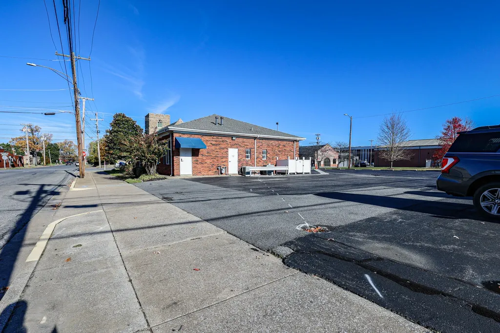 630 Jefferson Street Paducah KY 42001