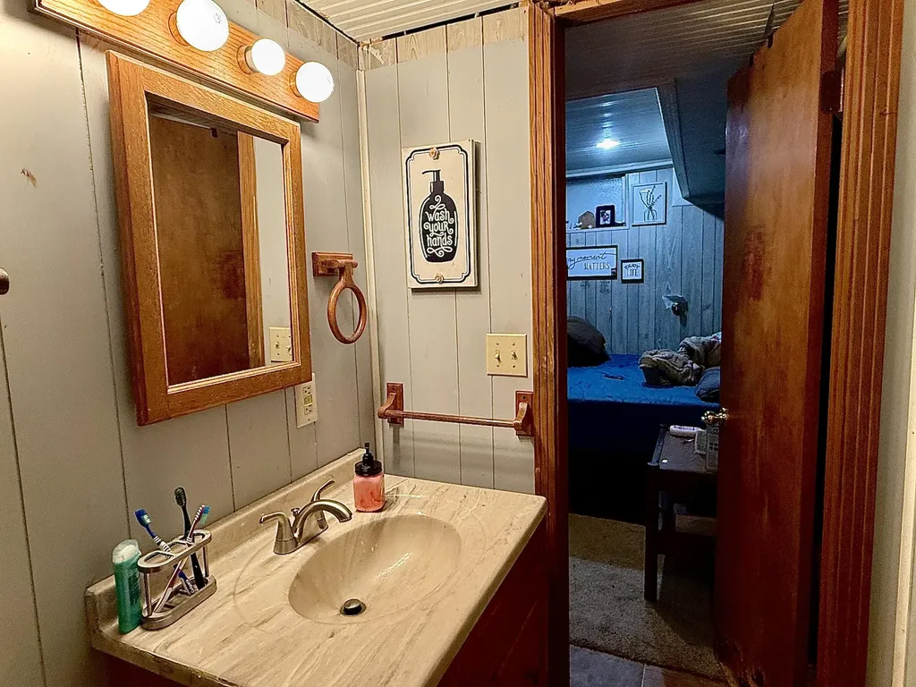 132 Mermie Road Hardin KY 42048