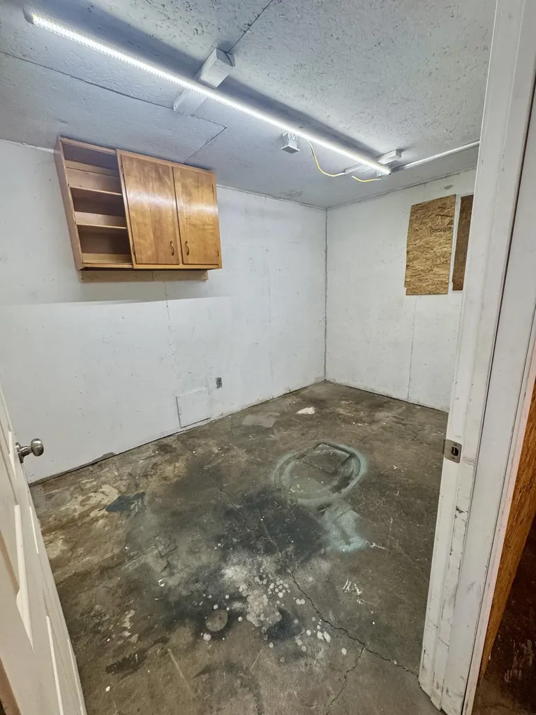391 Big Hill Avenue Richmond KY 40475