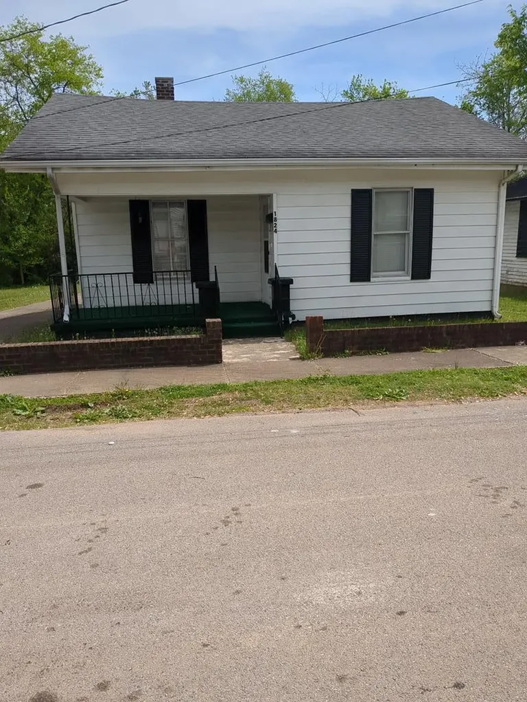 1824 Maplewood Street Hopkinsville KY 42240