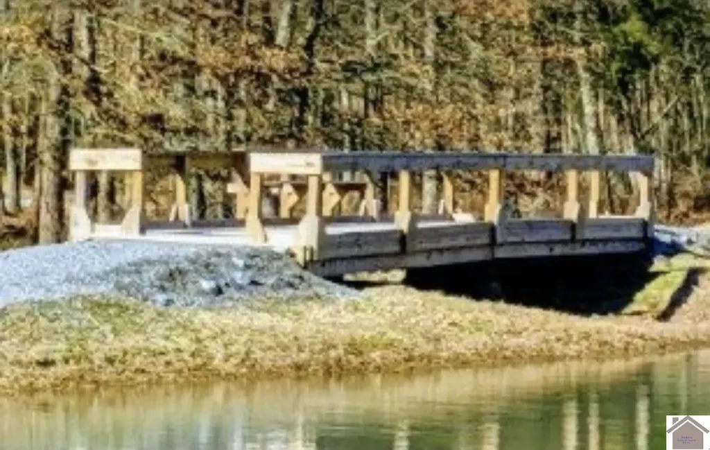 150 Centerview Road Murray KY 42071