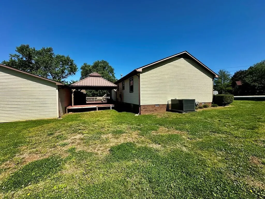3495 Dusty Lane Hopkinsville KY 42240