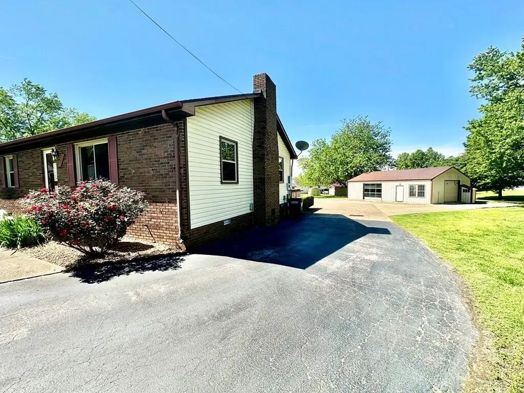 3495 Dusty Lane Hopkinsville KY 42240