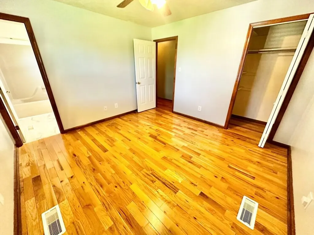3495 Dusty Lane Hopkinsville KY 42240