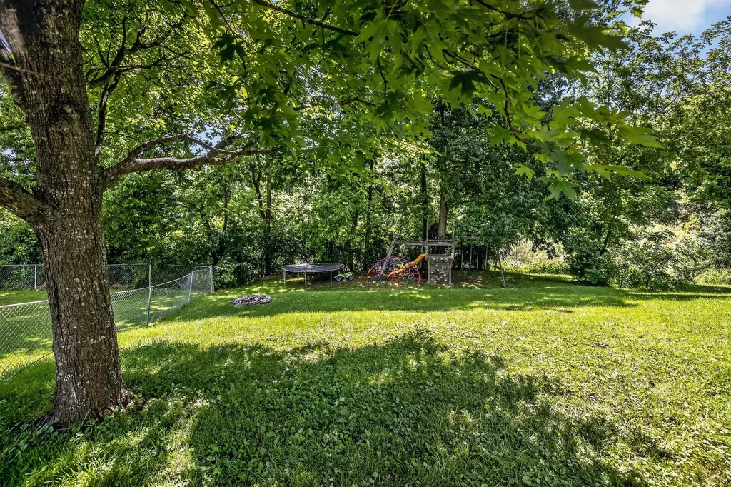 121 Western Avenue Cynthiana KY 41031