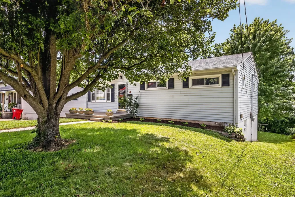 121 Western Avenue Cynthiana KY 41031