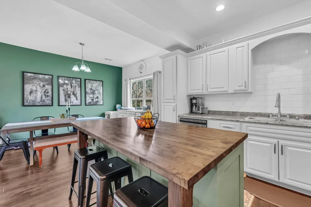 200 Texas Avenue Oak Grove KY 42262