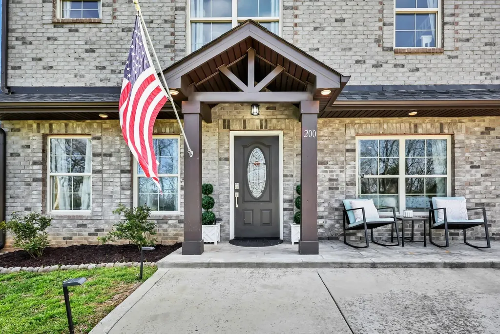 200 Texas Avenue Oak Grove KY 42262