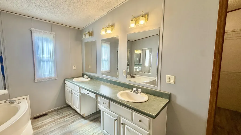 290 Denmark Lane Jamestown KY 42629