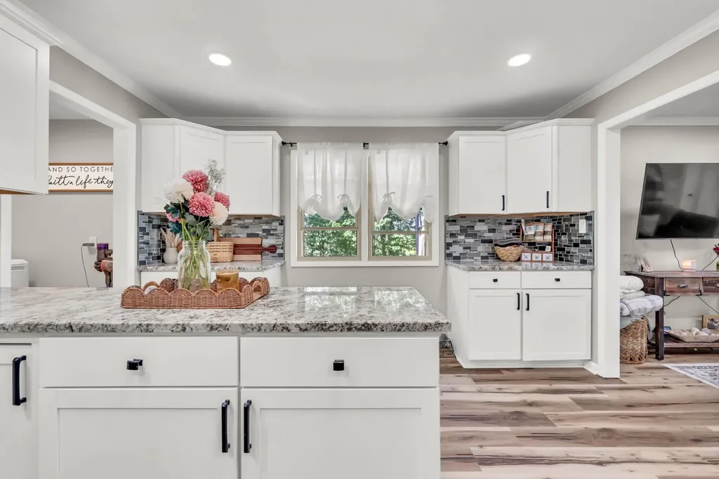 300 Donna Drive Hopkinsville KY 42240