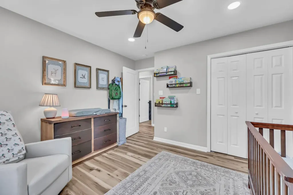 300 Donna Drive Hopkinsville KY 42240