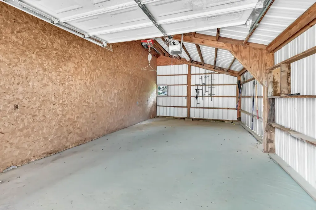 2055 Lovers Lane Hopkinsville KY 42240