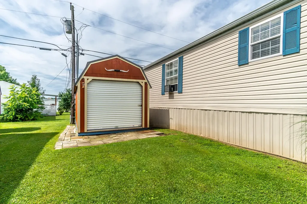 201 Baugh Street Berea KY 40403