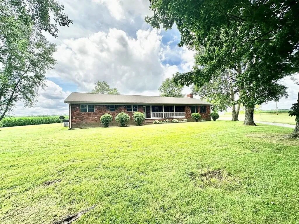 13345 Crofton Macedonia Road Crofton KY 42217