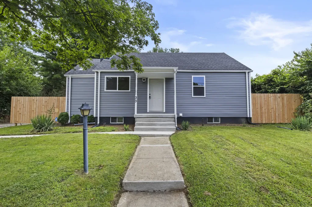 33 Bon-haven Avenue Winchester KY 40391