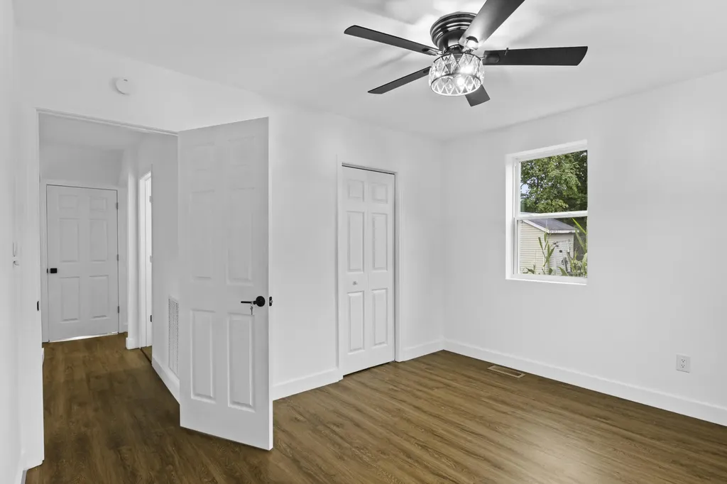 33 Bon-haven Avenue Winchester KY 40391
