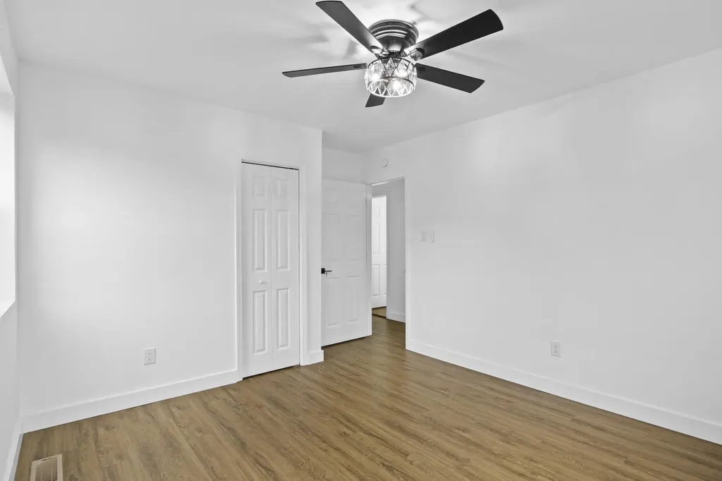 33 Bon-haven Avenue Winchester KY 40391
