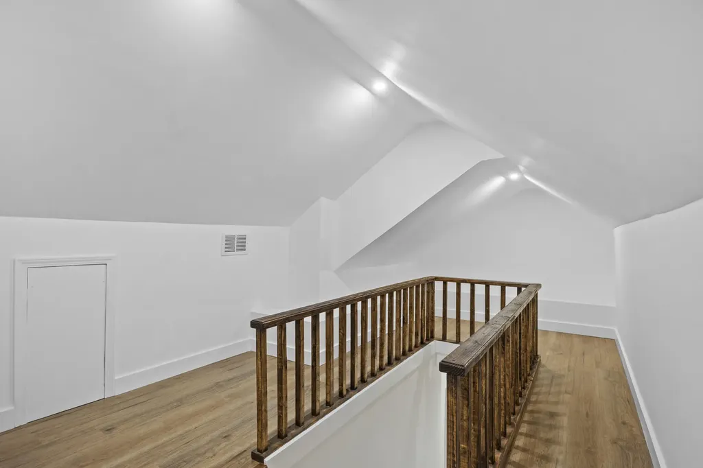 33 Bon-haven Avenue Winchester KY 40391