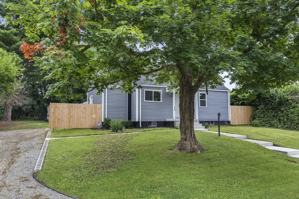 33 Bon-haven Avenue Winchester KY 40391