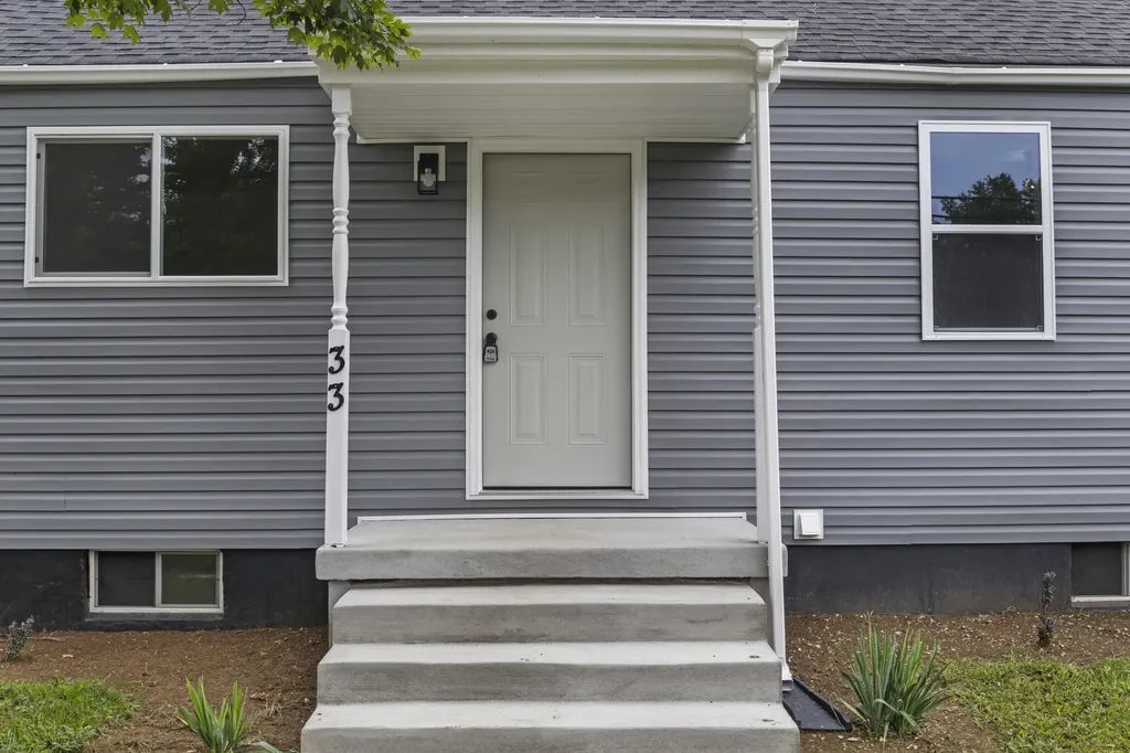 33 Bon-haven Avenue Winchester KY 40391