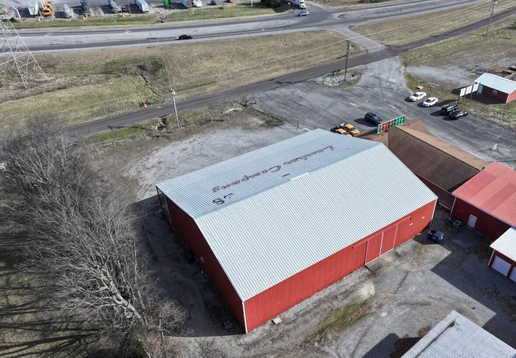 7055 Benton Road Paducah KY 42003