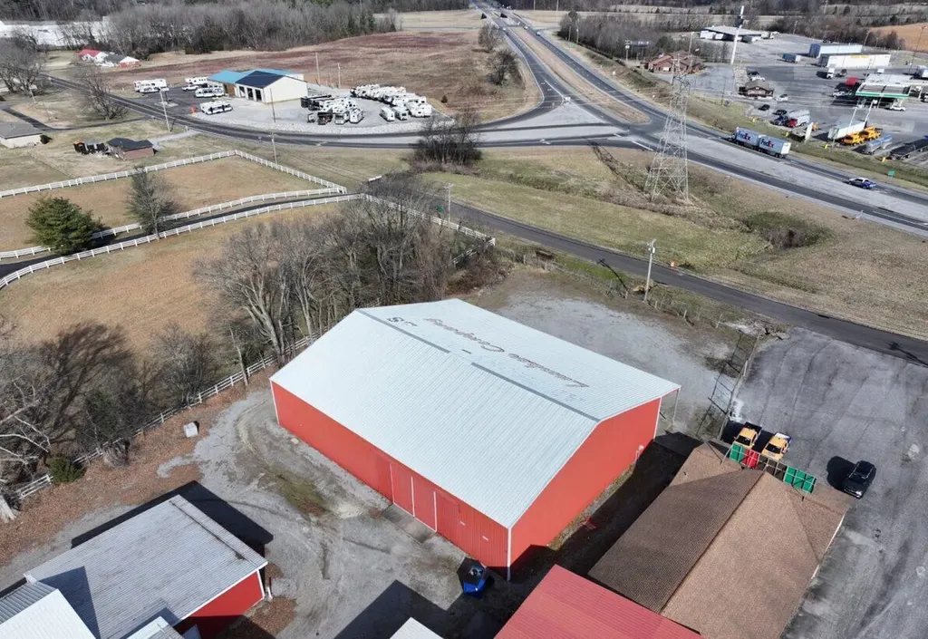 7055 Benton Road Paducah KY 42003
