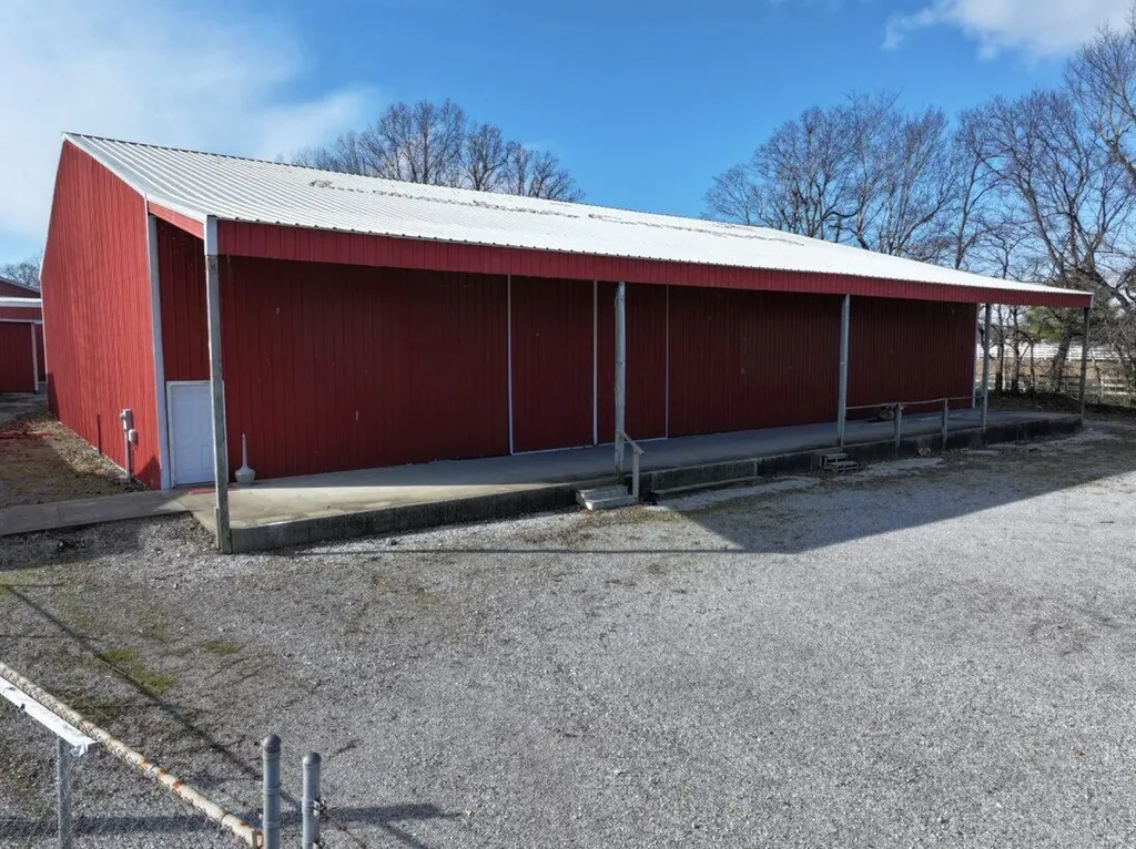 7055 Benton Road Paducah KY 42003